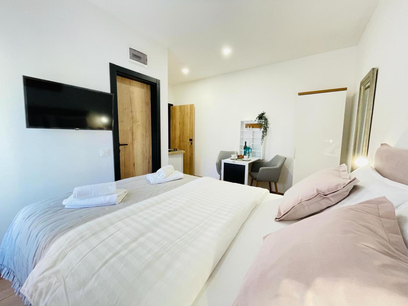 Ferienwohnung Astraluxe Fažana Exterior foto